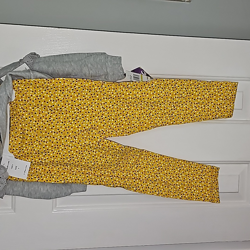 Blueberi Blvd Gray and Yellow Outfit Kid's Top Size 4T Pants Size 5 - Picture 6 of 13